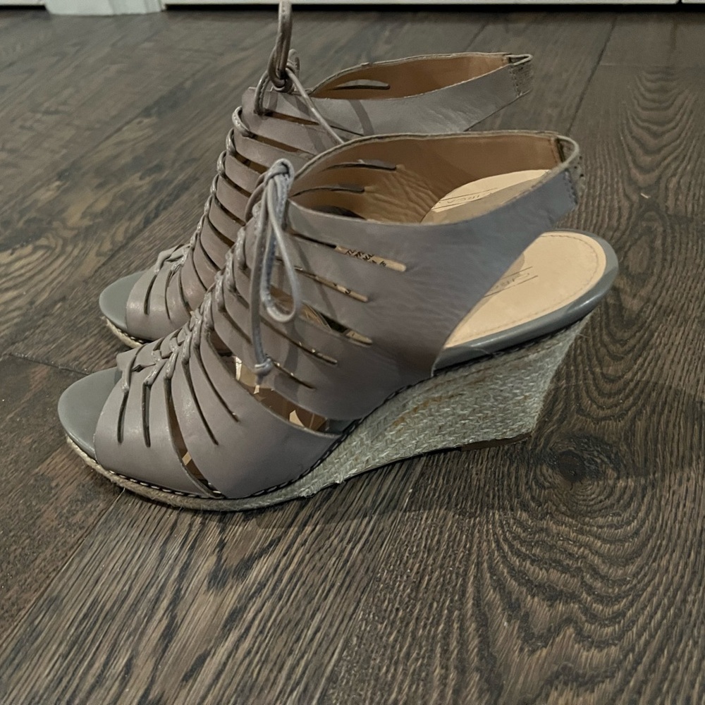 Joan+David Sandal With Wedge Heel, Taupe/Beige Leather, Size 9